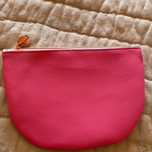 Ipsy bag - Picture 3 of 4